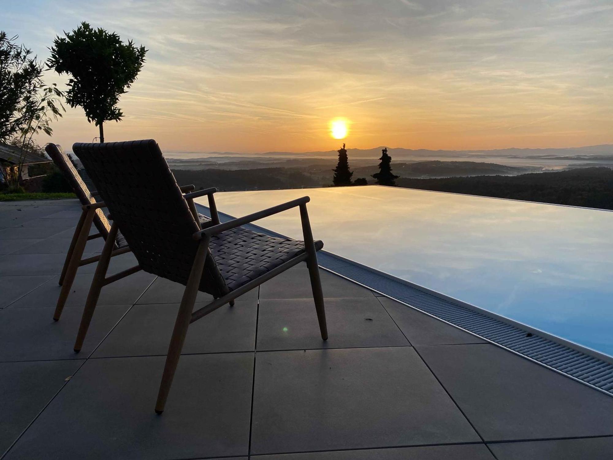 Greim15 --- Ganzes Ferienhaus Mit Fernsicht, Pool, Wellness Дойчландсберг Экстерьер фото